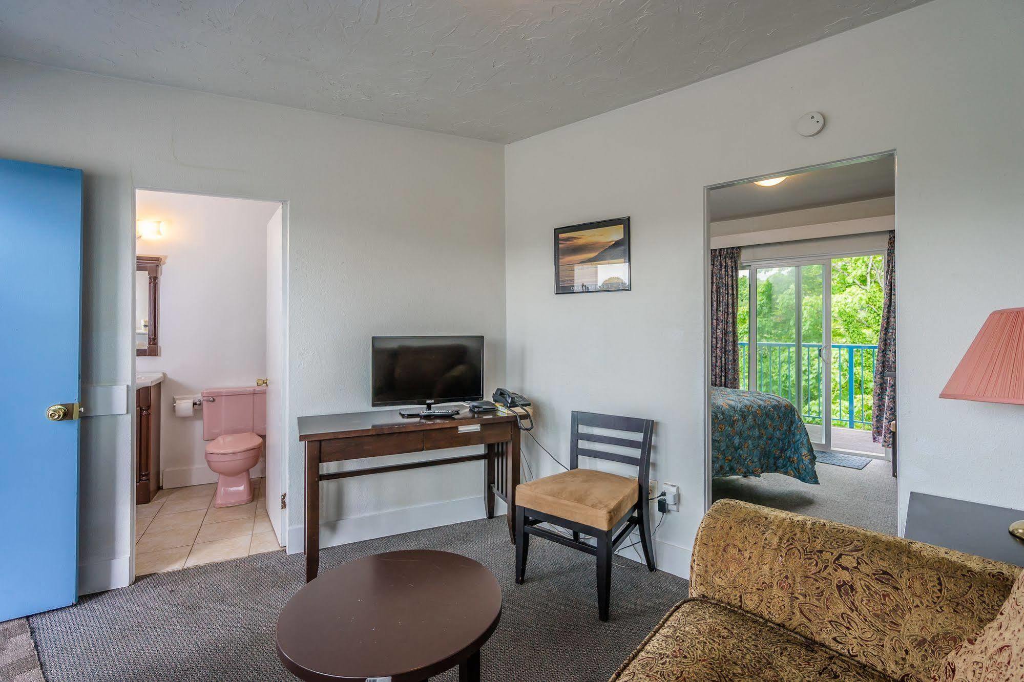 Castaway Motel Nanaimo Exterior photo